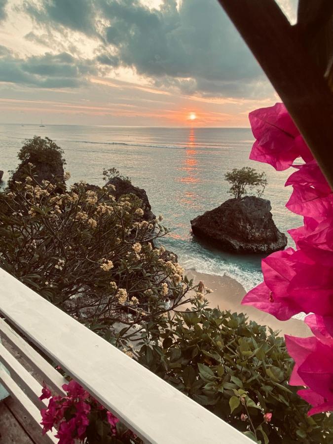Villa Deeksha Uluwatu  Ngoại thất bức ảnh